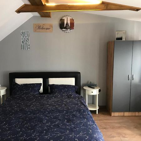 Garsoniera Delia Brasov 아파트 외부 사진