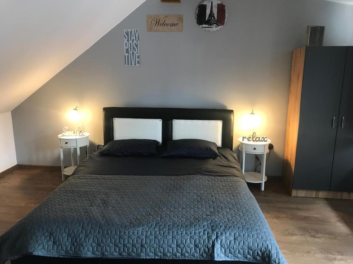 Garsoniera Delia Brasov 아파트 외부 사진