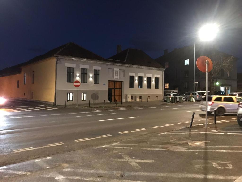 Garsoniera Delia Brasov 아파트 외부 사진